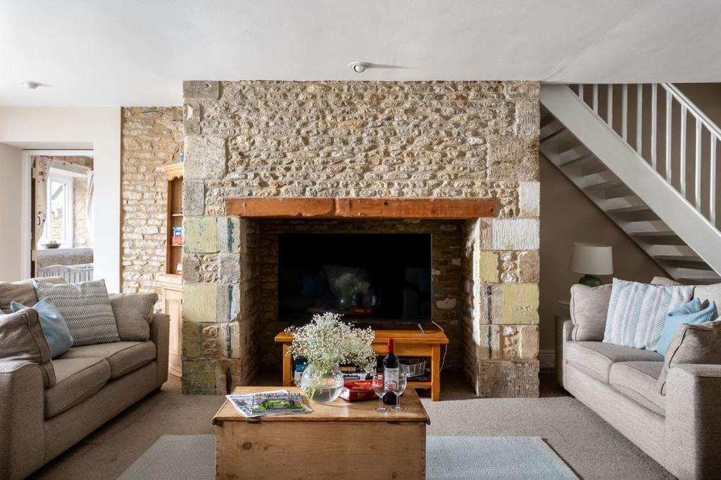 Stanton House, 6 Bedroom, 5 Bath كيلتنهام المظهر الخارجي الصورة